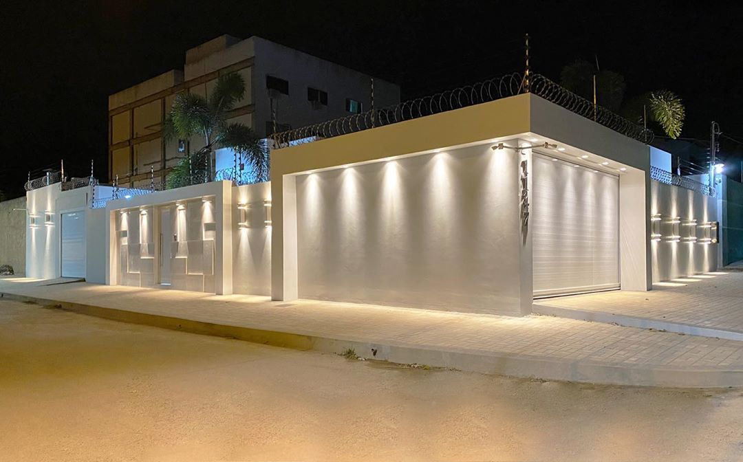 Arandela para muro