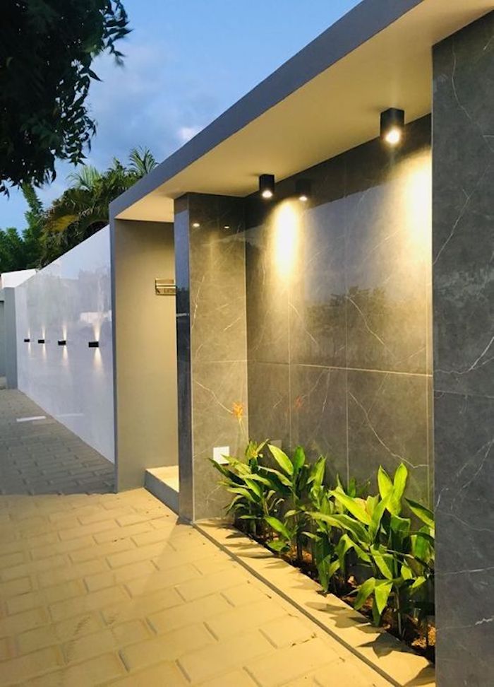 Iluminação de segurança externa