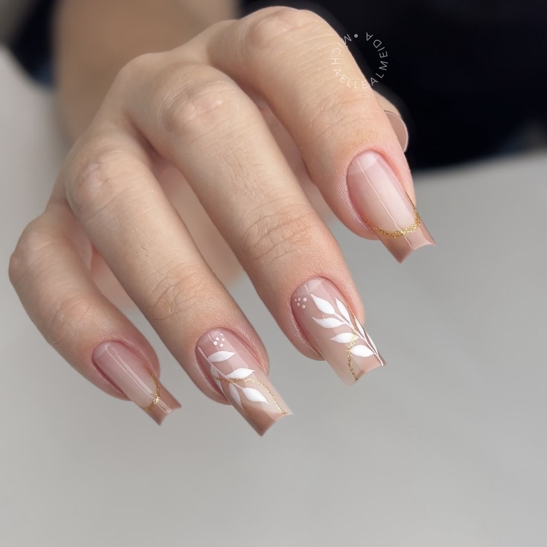 unhas de gel 