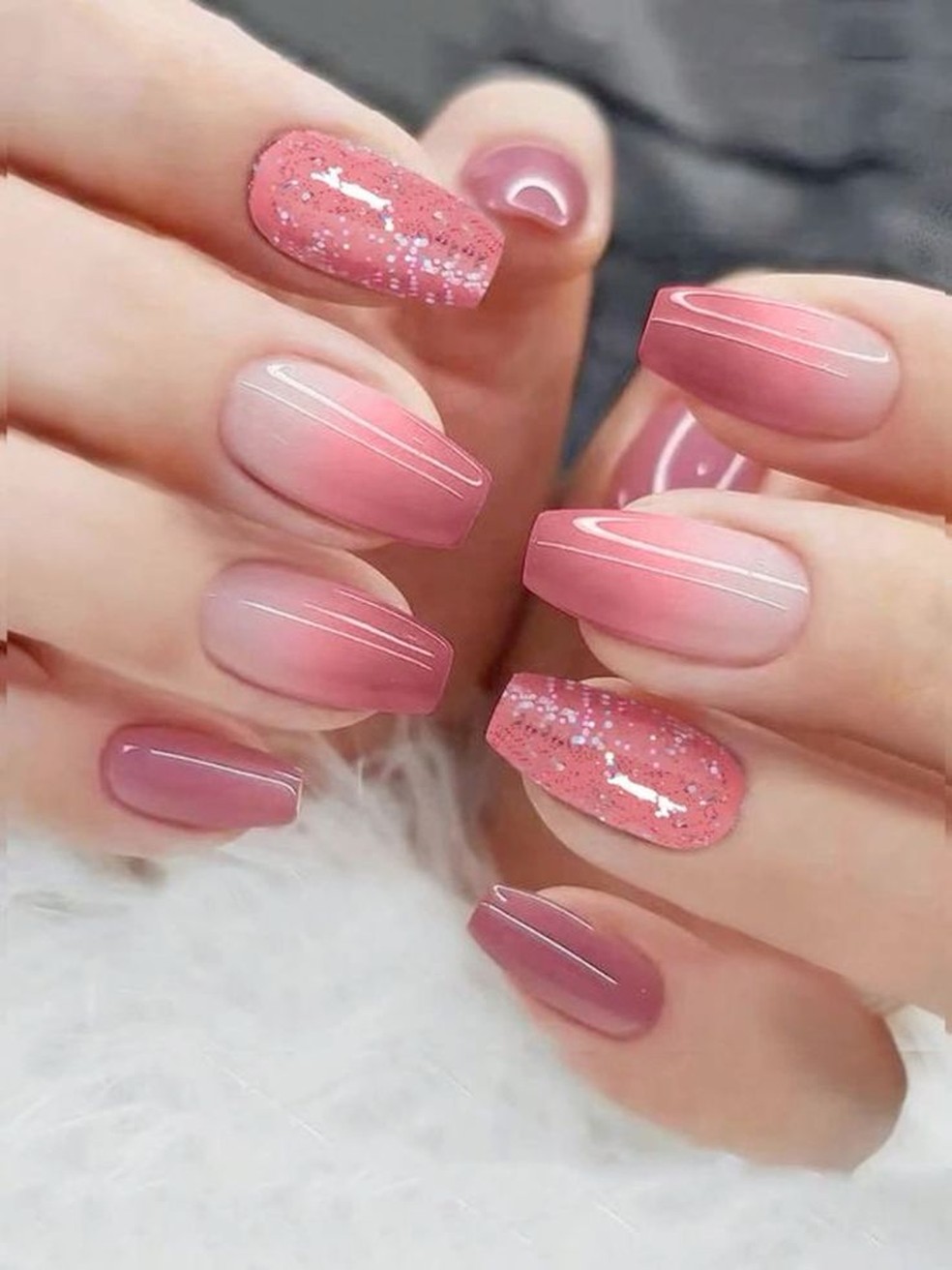 unhas de gel encapsuladas