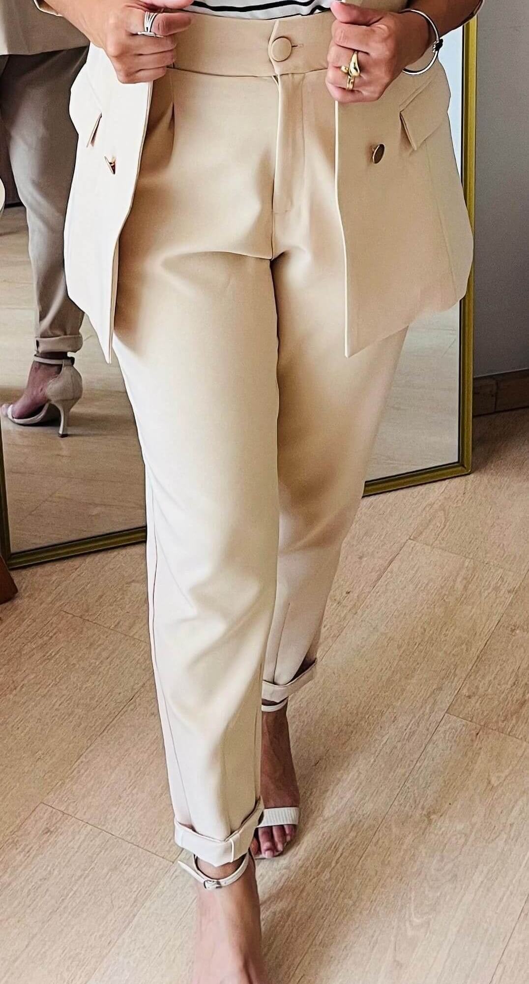 calça de alfaiataria bege preço