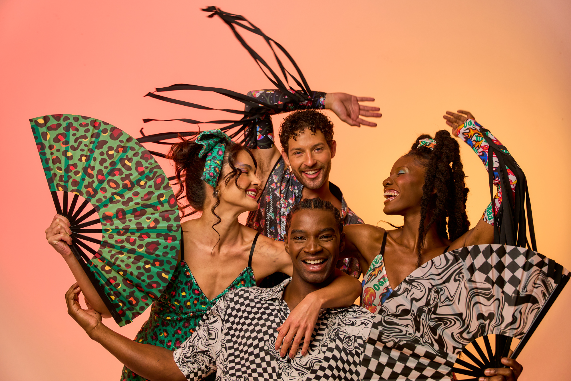 Os Acessórios Que Vão Dominar o Carnaval 2026: Do Headpiece à Body Chain