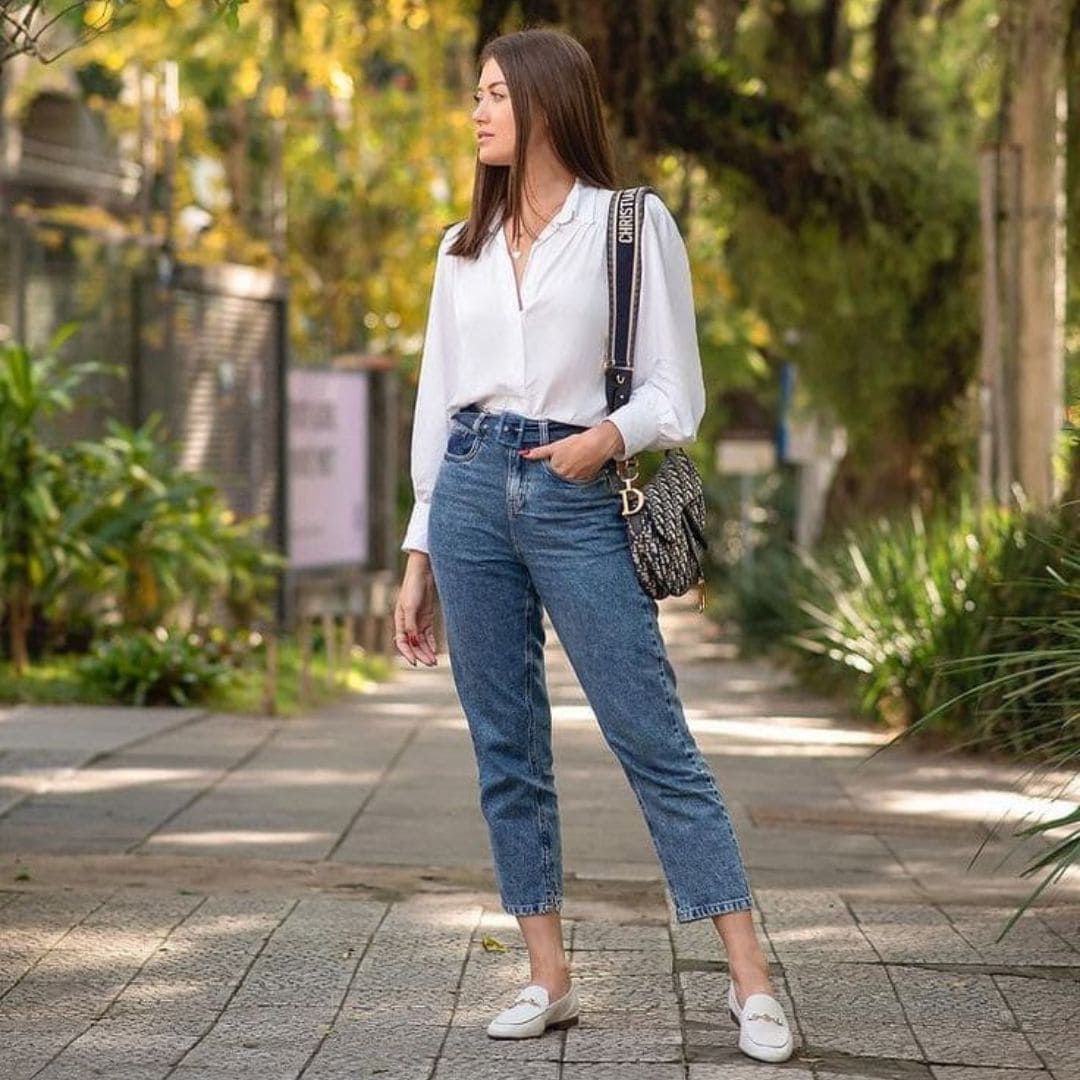 look de trabalho com calça jeans