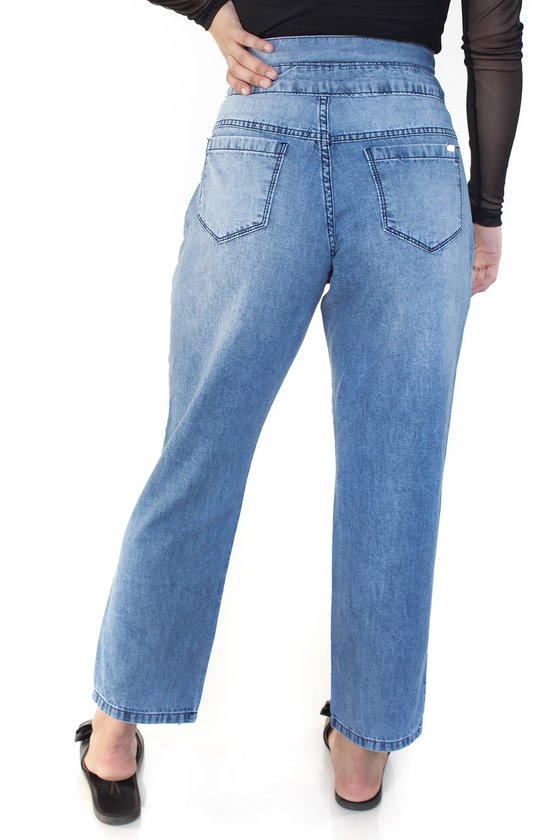 calça mom com blusa de linho