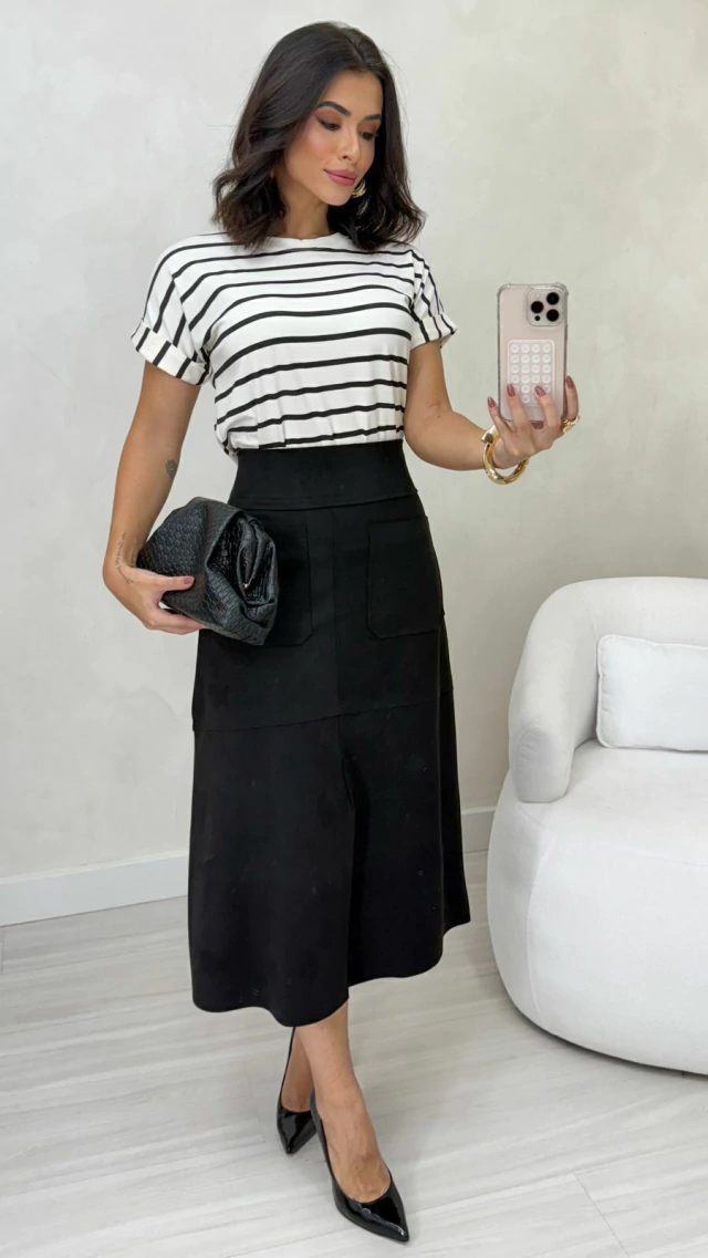 camisa listrada azul e branca look