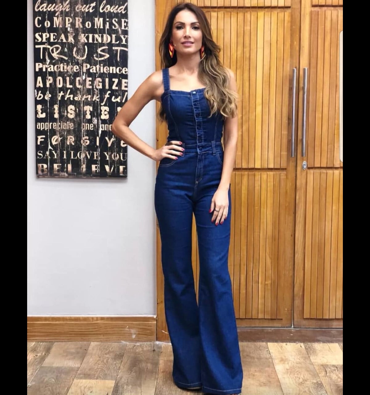 jardineira jeans