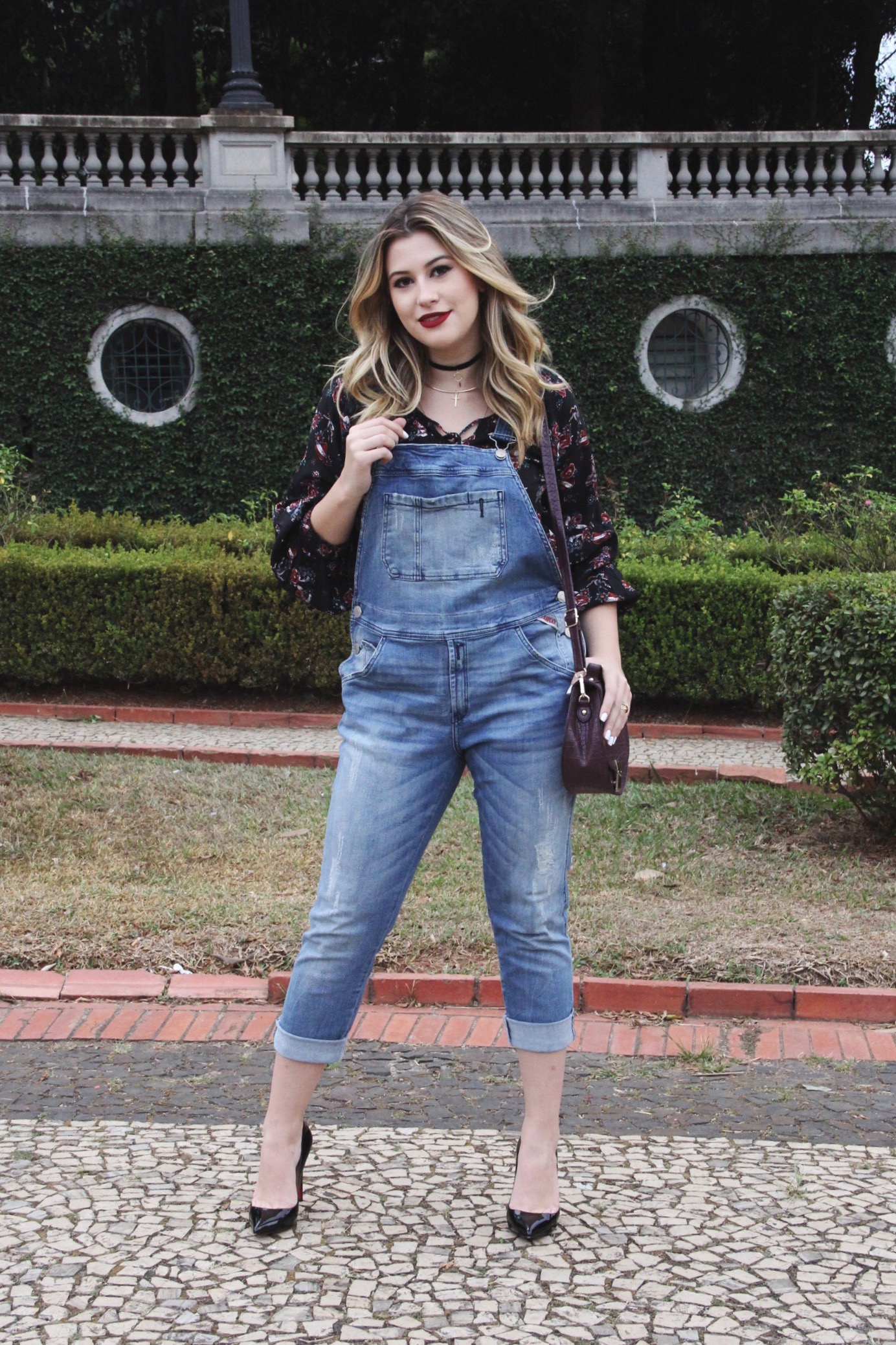 macacão jeans elegante