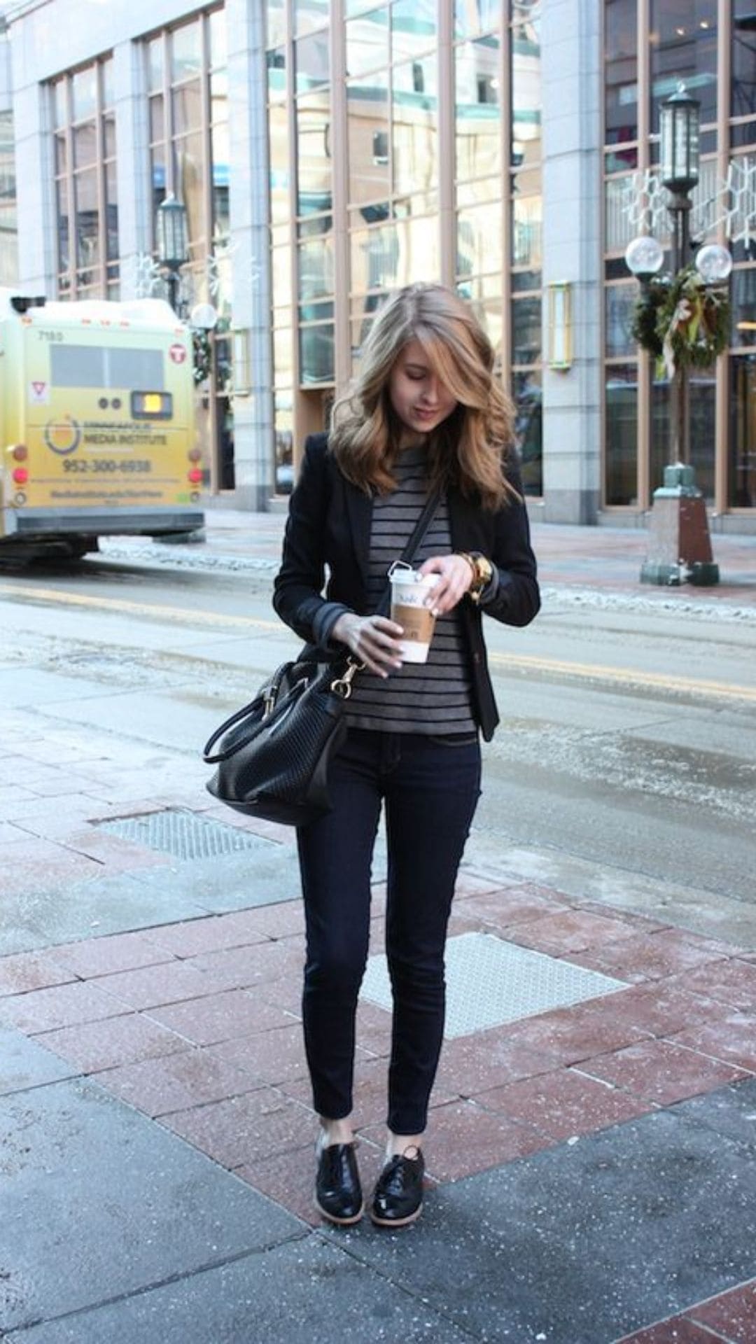 oxford feminino com calça jeans