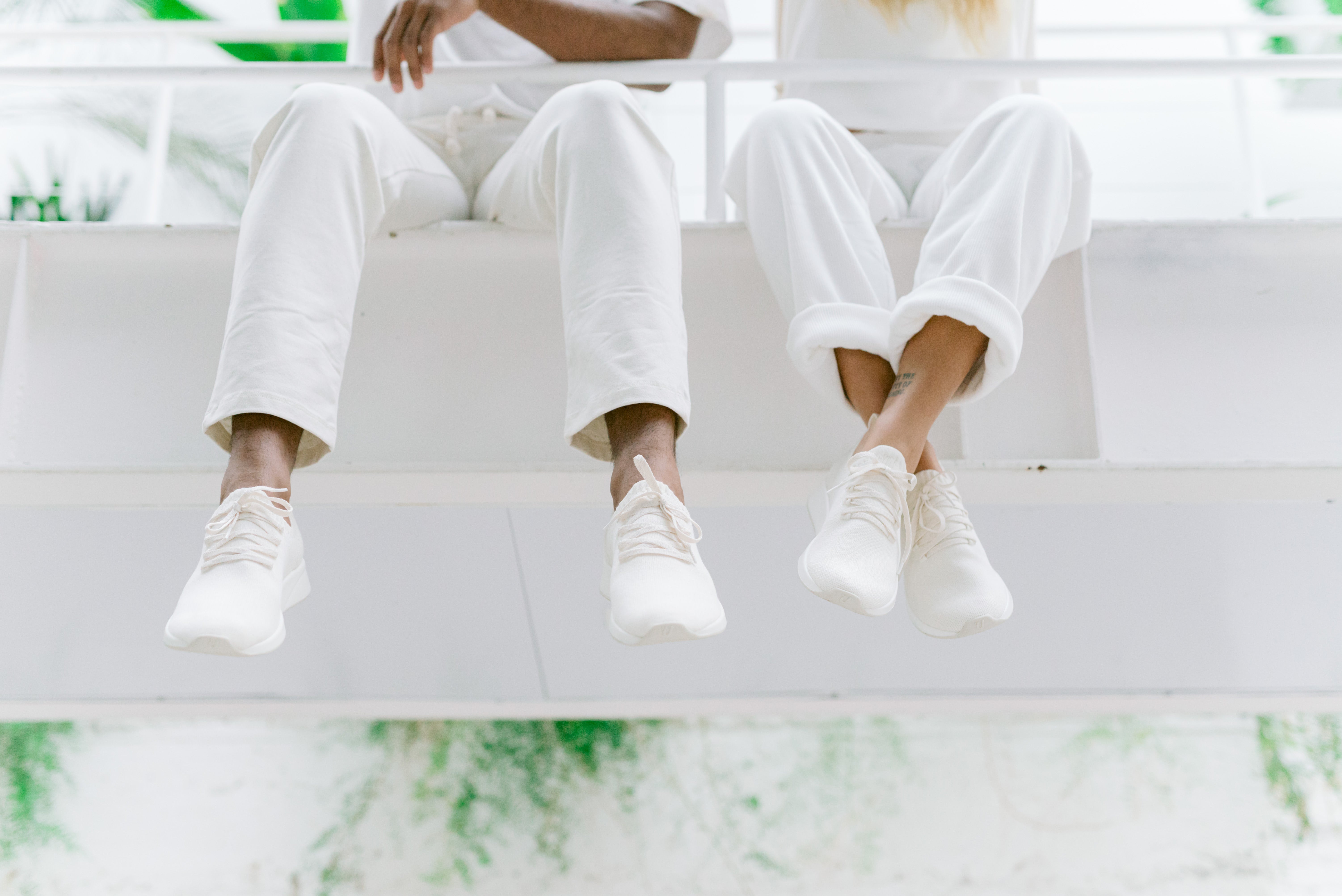 looks inspiradores com tênis branco para todas as ocasiões