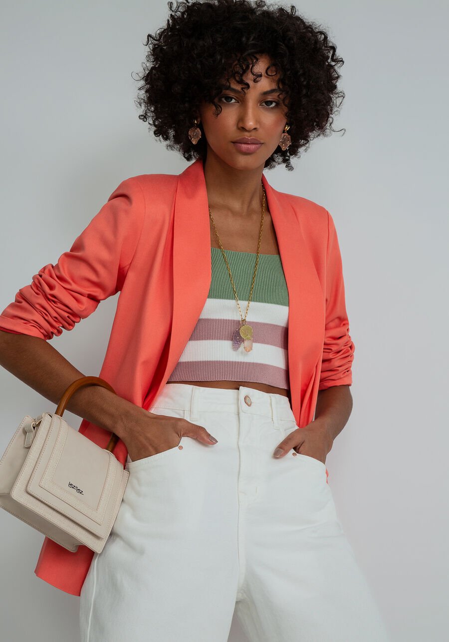 como usar blazer oversized na meia estação