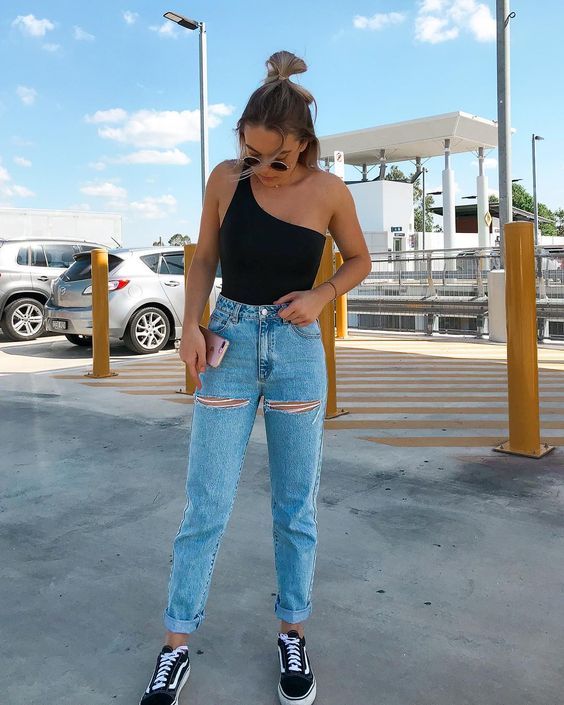 look barzinho com tênis