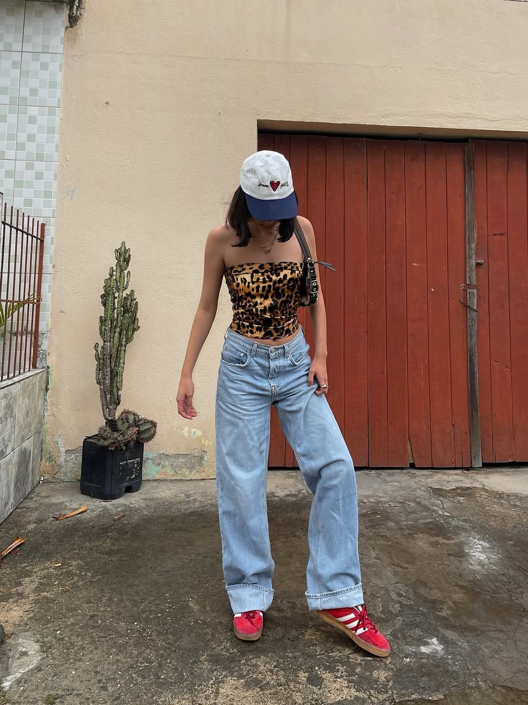 look noite barzinho com shorts