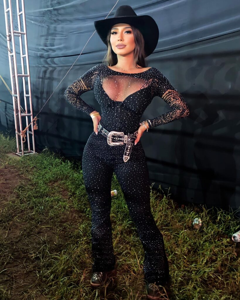 Westerncore no Dia a Dia: Adaptando o Estilo Rodeio para o Casual