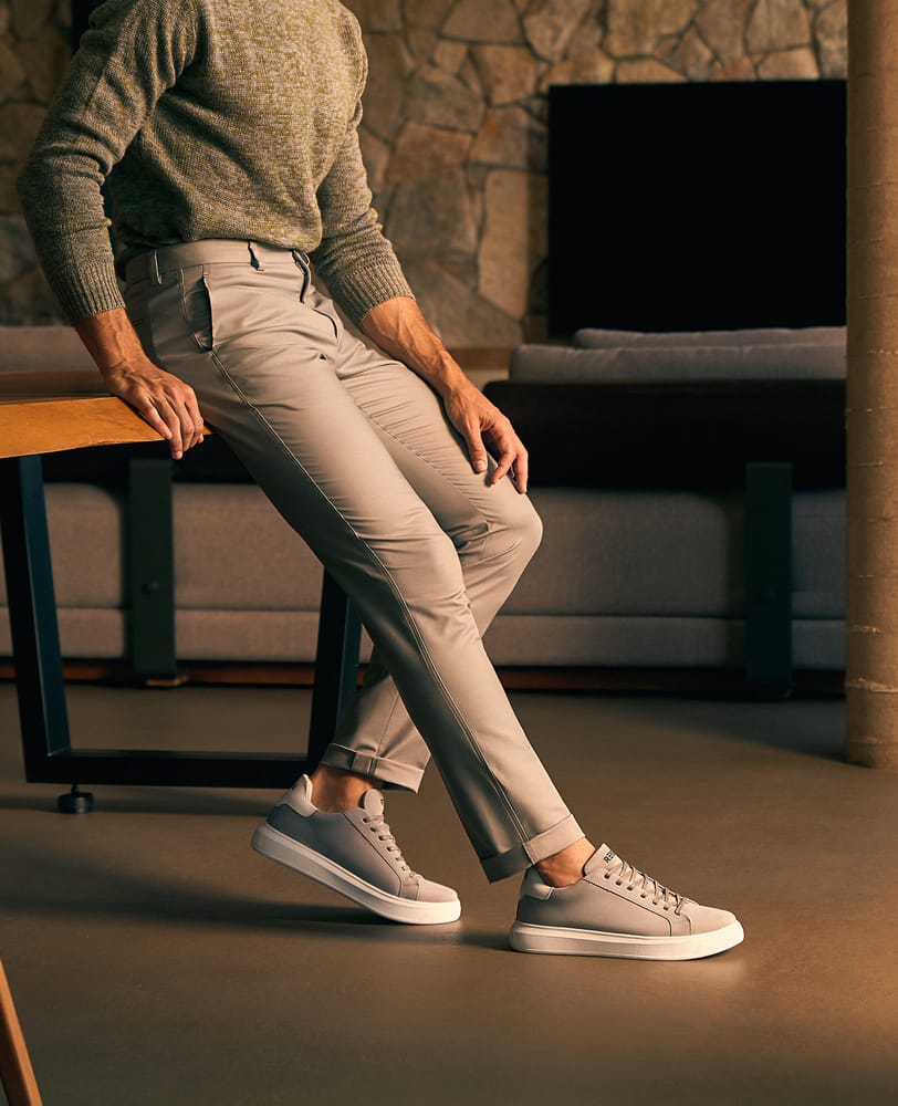 look tenis cinza masculino