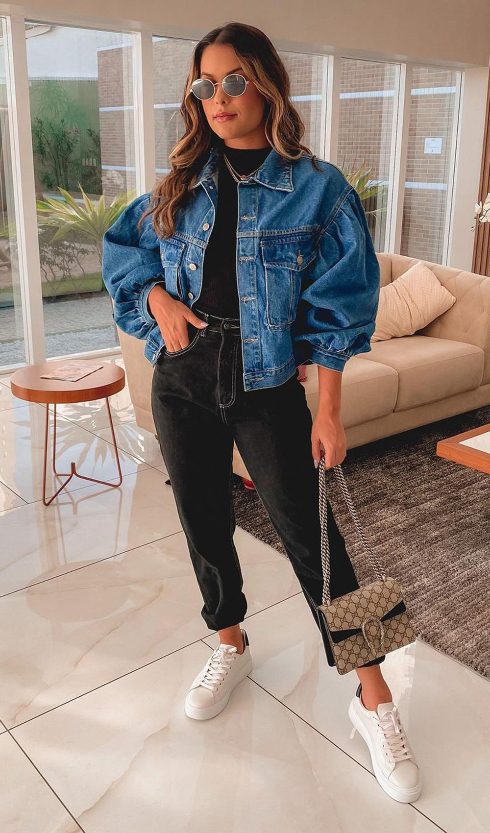 calça jeans preta elegante