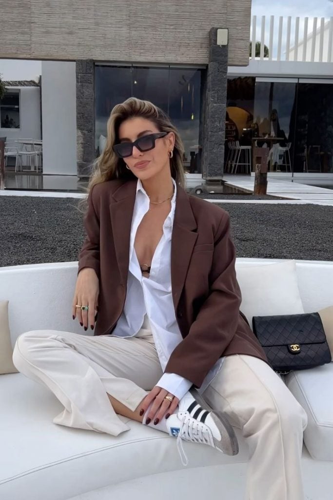 calça marrom caramelo looks