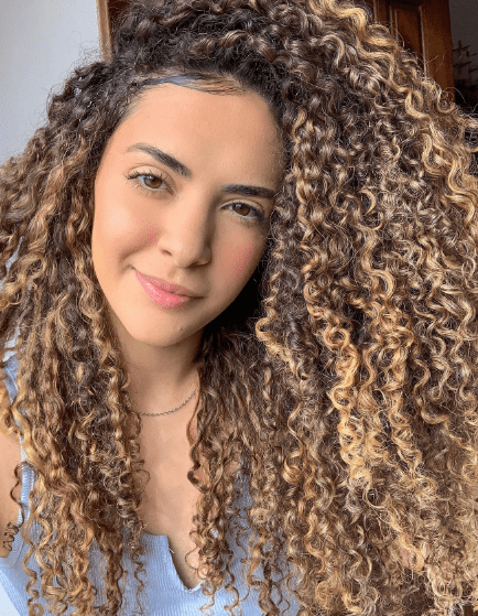 descoloração cabelo cacheado