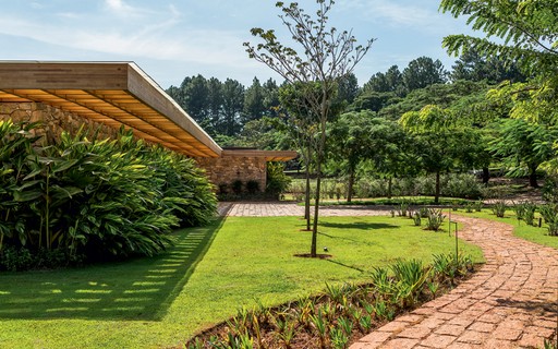 Como agendar seu serviço de maquiagem na M.A.C Flamboyant