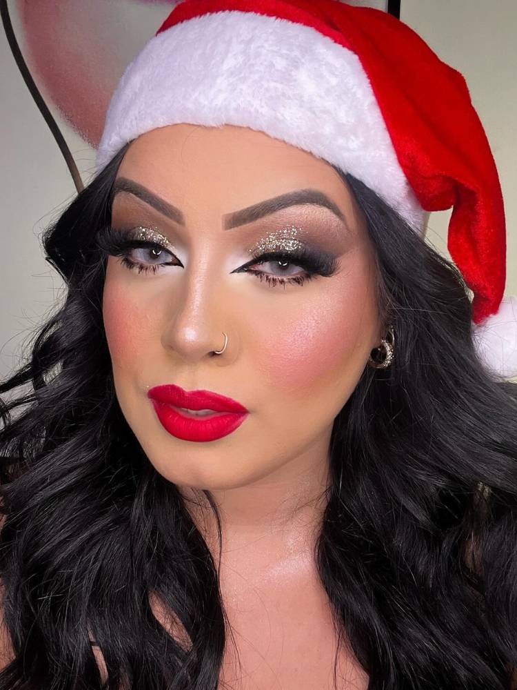 5 ideias de títulos:
1. Descubra as Lojas MakeLinda: Seu Guia Completo em Cuiabá e Várzea Grande.
2. MakeLinda: Onde a Beleza Acontece - Conheça os Produtos e Endereços.
3. Tudo Sobre a MakeLinda: De Maquiagem Profissional a Skincare Essencial.
4. Promoções MakeLinda: Fique por Dentro das Ofertas e Novidades.
5. MakeLinda: Seu Destino para Maquiagem e Cuidados com a Pele no Mato Grosso.