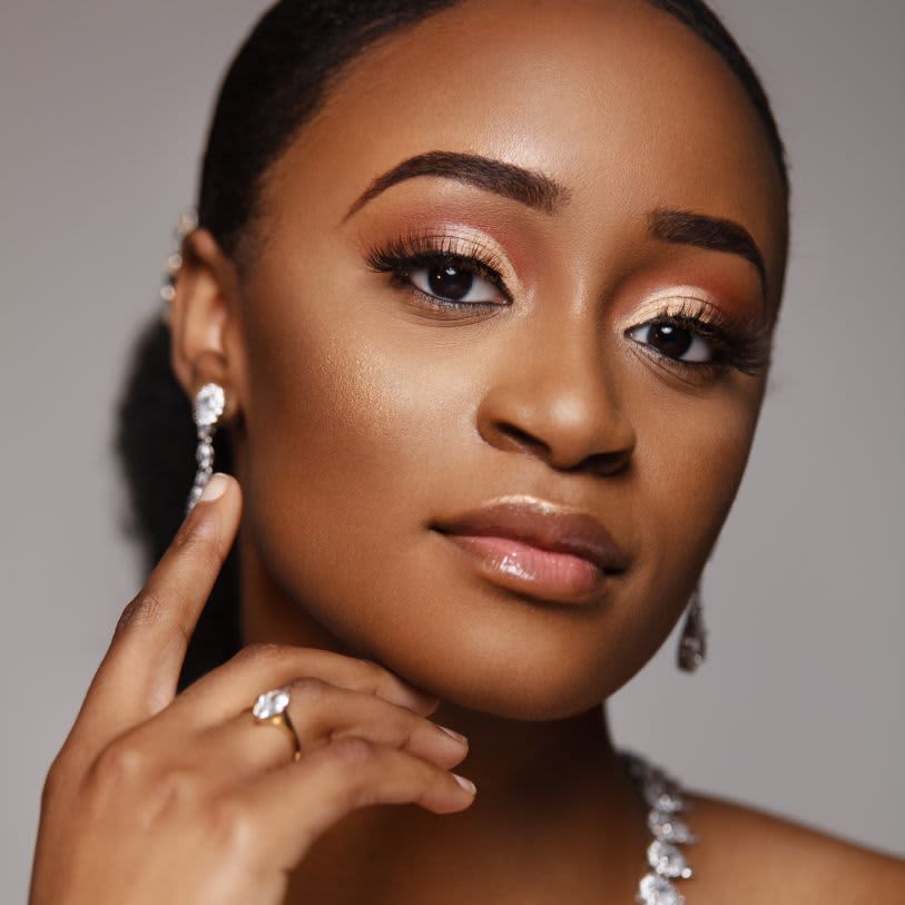 5 ideias de títulos:
1. Descubra as Lojas MakeLinda: Seu Guia Completo em Cuiabá e Várzea Grande.
2. MakeLinda: Onde a Beleza Acontece - Conheça os Produtos e Endereços.
3. Tudo Sobre a MakeLinda: De Maquiagem Profissional a Skincare Essencial.
4. Promoções MakeLinda: Fique por Dentro das Ofertas e Novidades.
5. MakeLinda: Seu Destino para Maquiagem e Cuidados com a Pele no Mato Grosso.