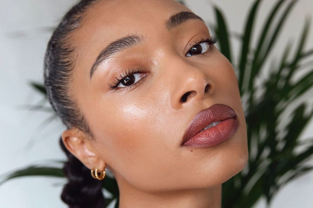 Guia Completo de Produtos para uma Maquiagem de Festa Duradoura