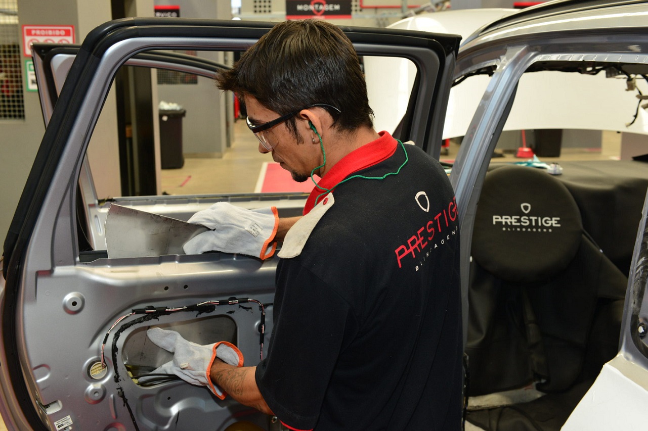 manutenção de veículos blindados quanto custa