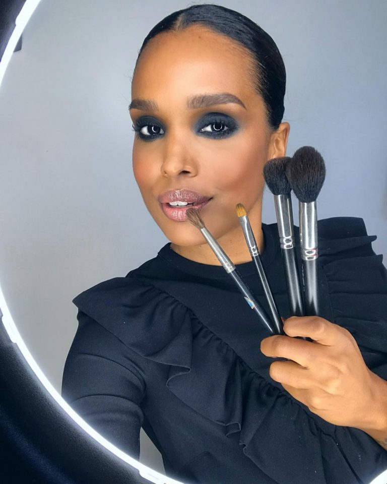 Guia Completo: Como Montar Seu Primeiro Kit de Maquiagem Profissional