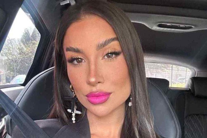 Maquiagem Batom Rosa