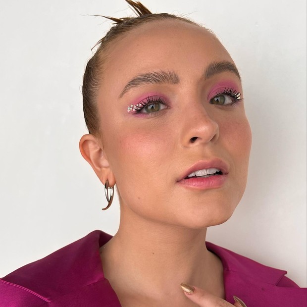 Como Combinar Batons Coloridos com seu Tom de Pele