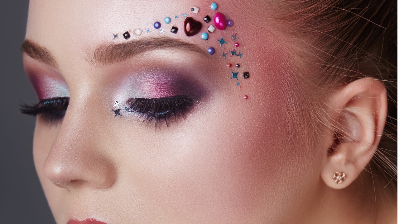 maquiagem com strass carnaval