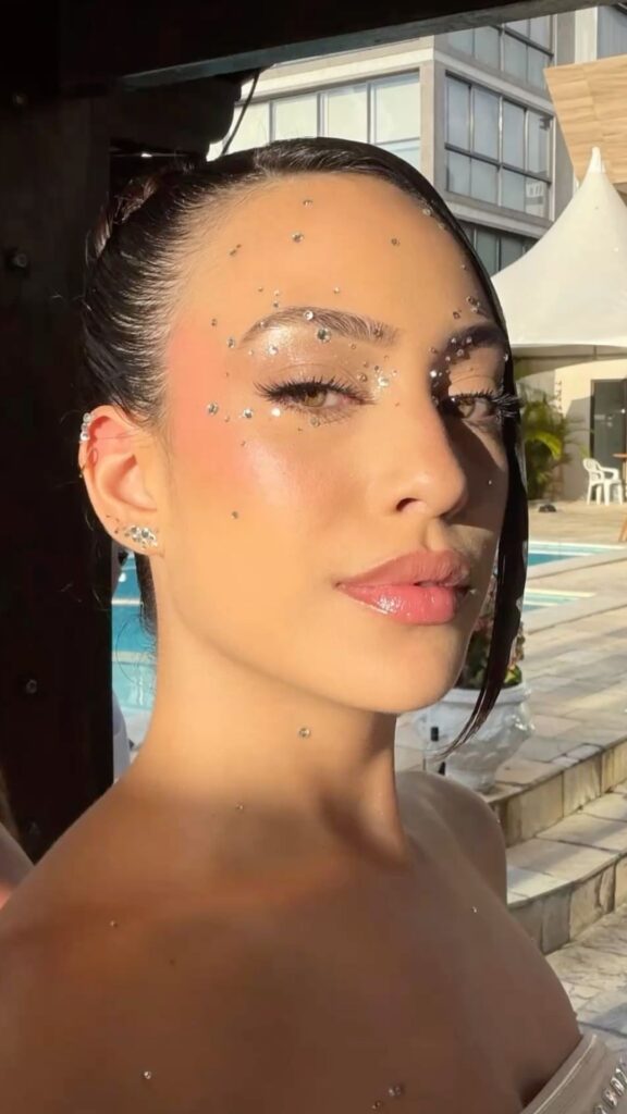 maquiagem com strass carnaval