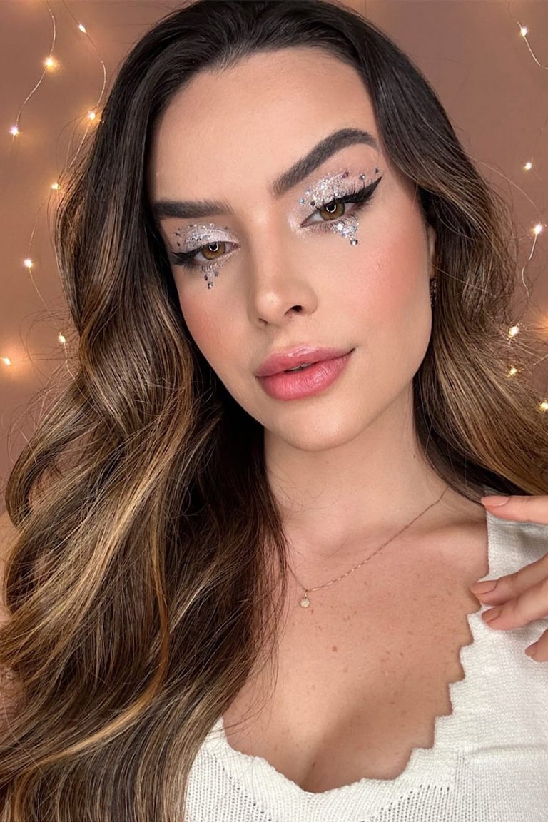 latte makeup vs clean girl aesthetic