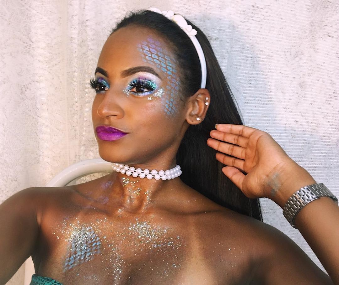 Guia Completo: Como Criar o Efeito de Escamas Perfeito na Maquiagem de Sereia