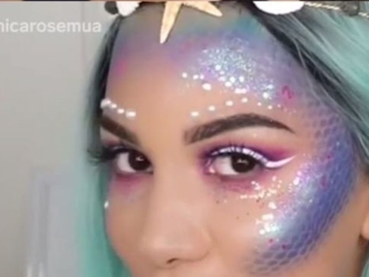 Guia Completo: Como Criar o Efeito de Escamas Perfeito na Maquiagem de Sereia