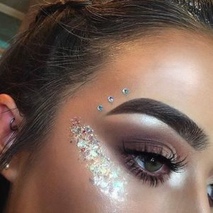 maquiagem carnaval com strass