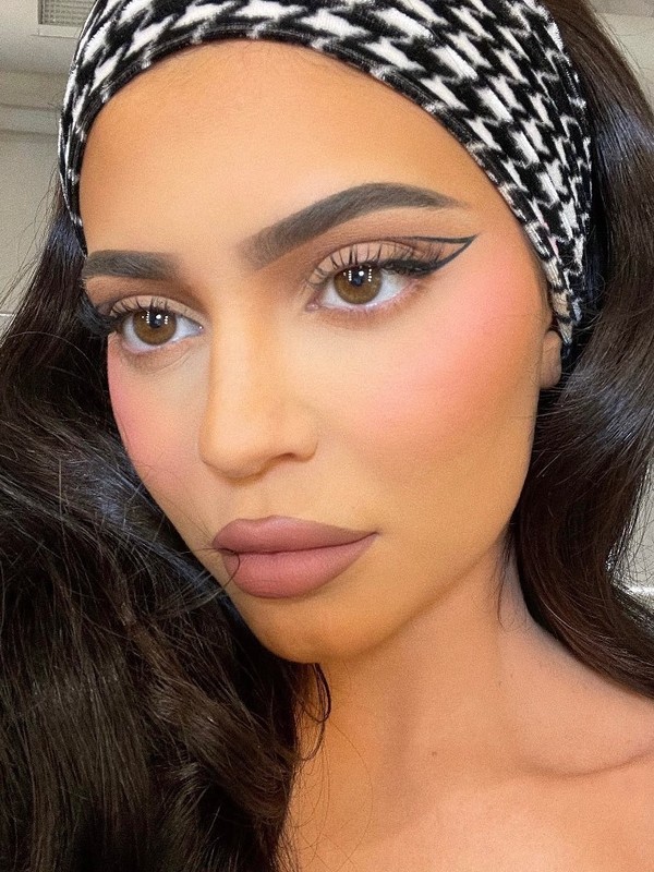 maquiagem kylie jenner