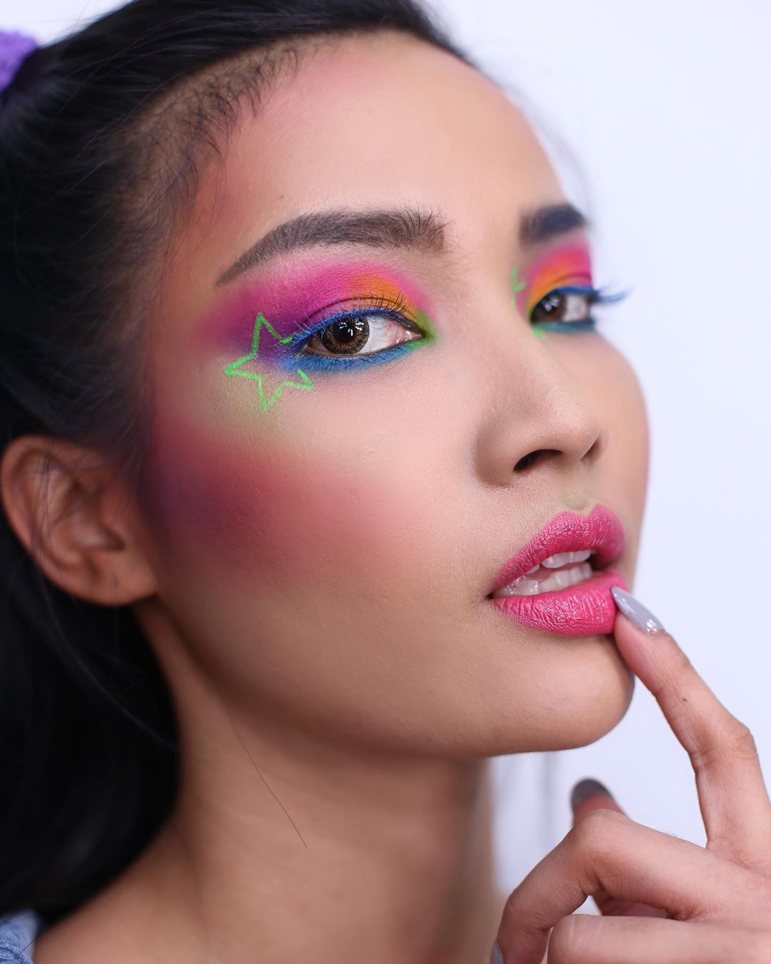 maquiagem neon