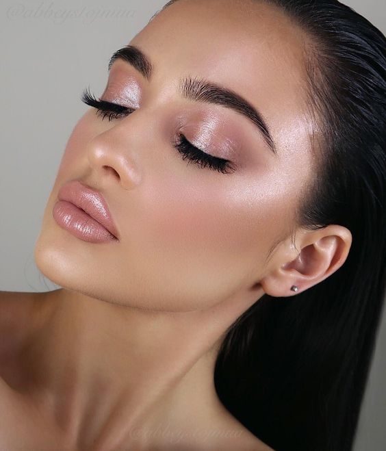 Guia Completo de Preparação da Pele para Maquiagem de Longa Duração