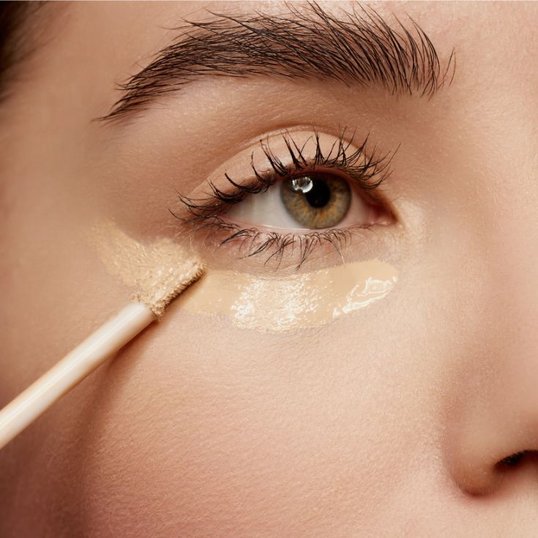 Top 5 cremes com ácido hialurônico para a área dos olhos