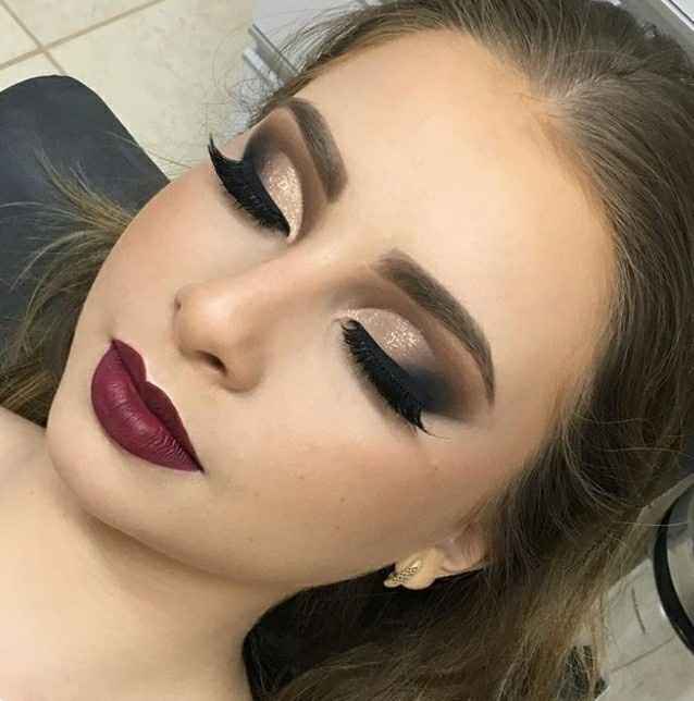 Maquiagem Monocromática Marsala: Elegância e Sofisticação