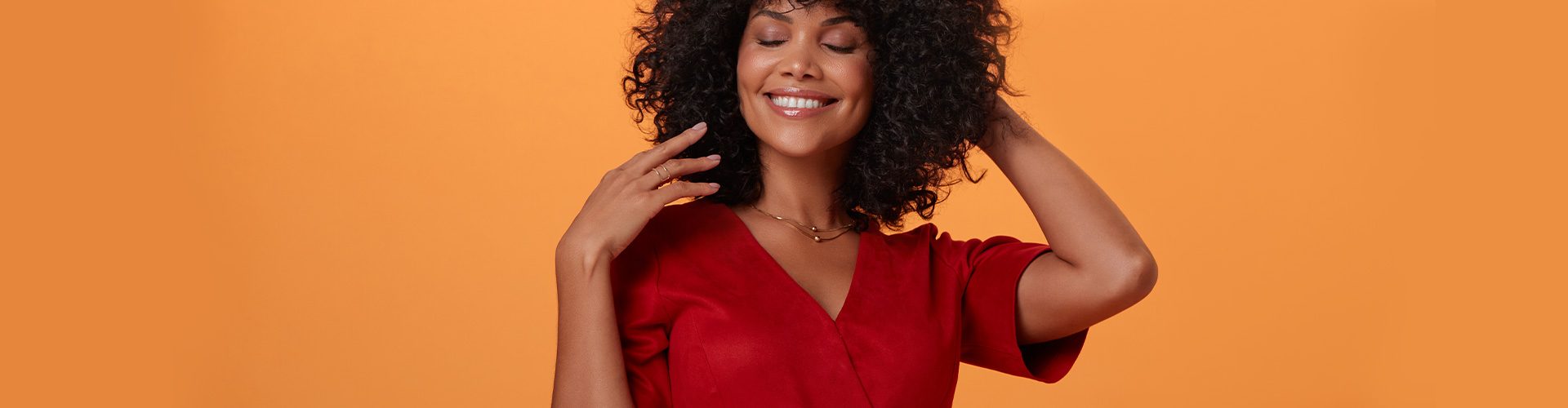 Dicas de Maquiagem para Vestido Vermelho por Tom de Pele