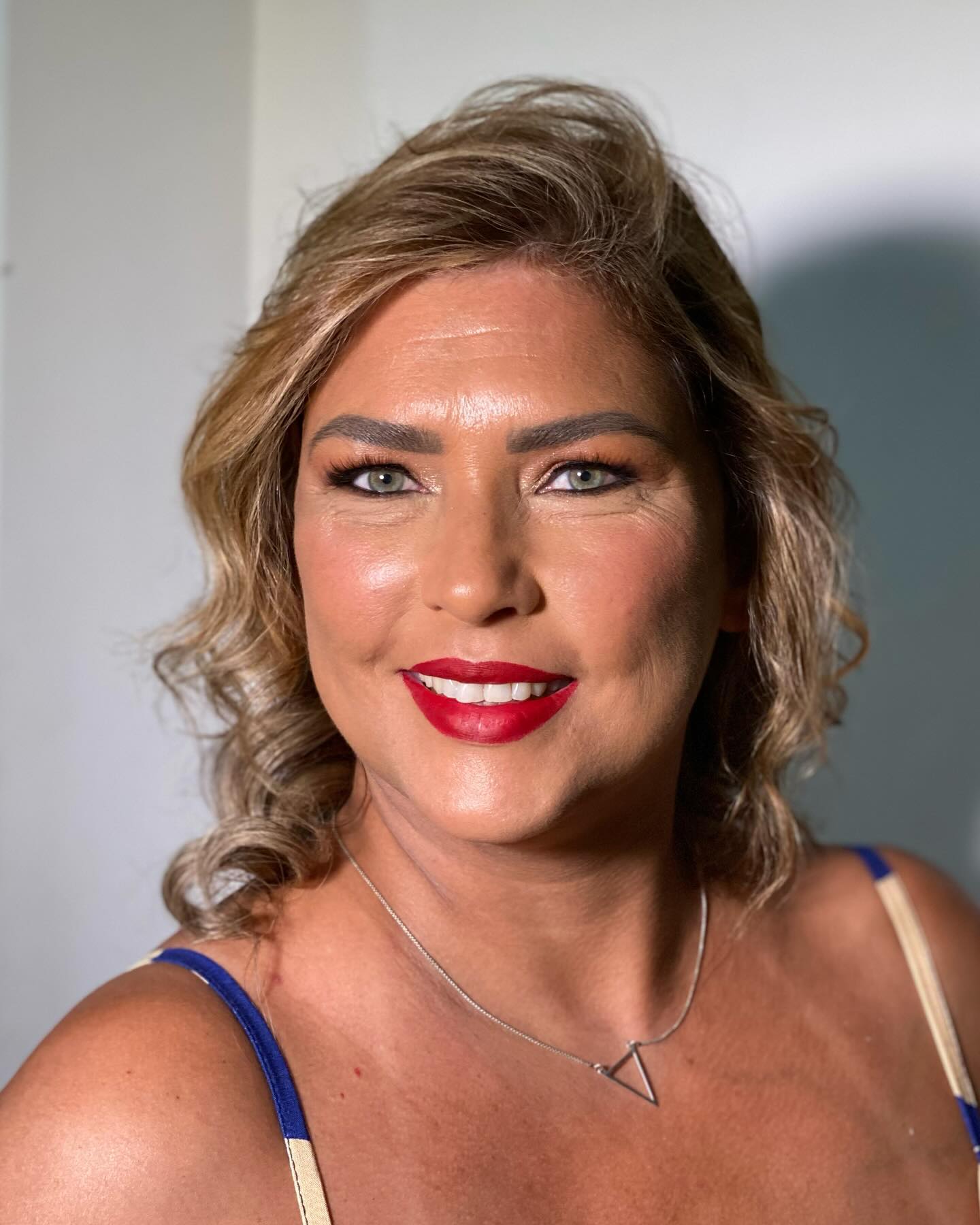 Guia Completo de Skincare para Peles Maduras: Preparação Essencial para Maquiagem