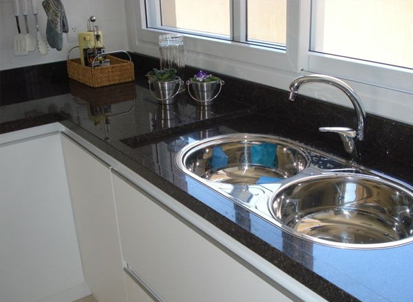 Como Escolher a Cor Ideal de Granito para sua Bancada