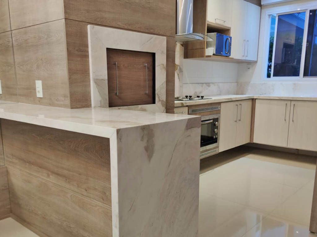 Os Mitos e Verdades sobre Bancadas de Mármore na Cozinha