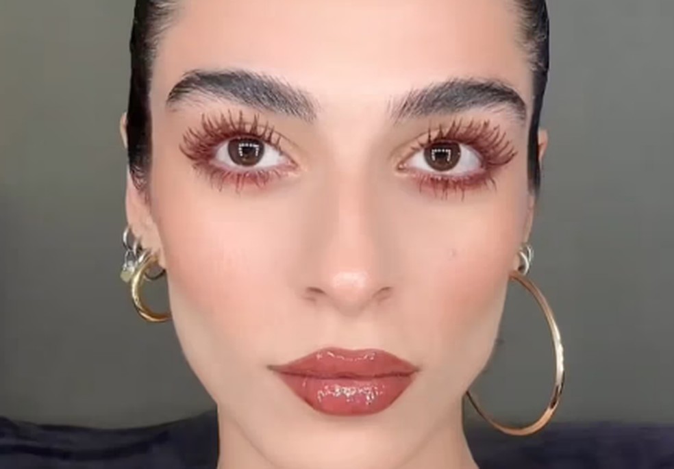 mascara para cilios marrom