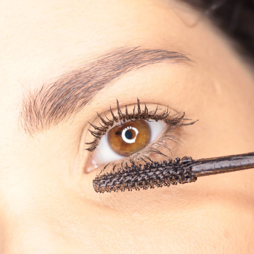 mascara para cilios marrom