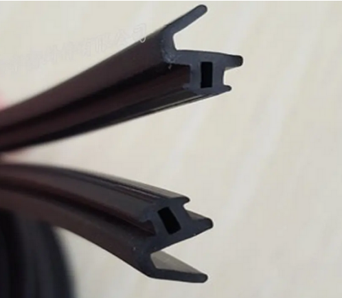 Fita Veda Fresta 3M vs. PVC: Qual a Melhor Opção para o Seu Lar?