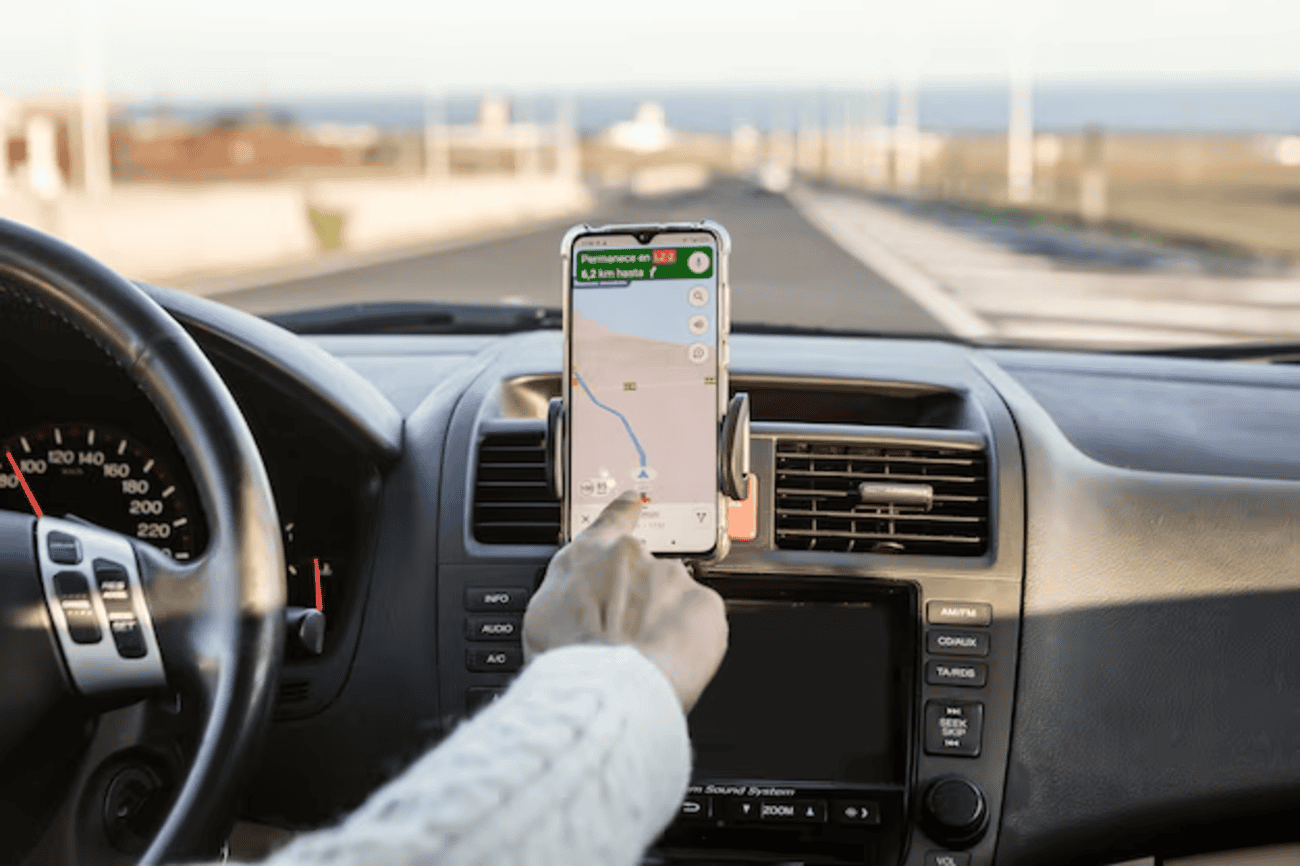 melhores aplicativos de mapa e gps para carro