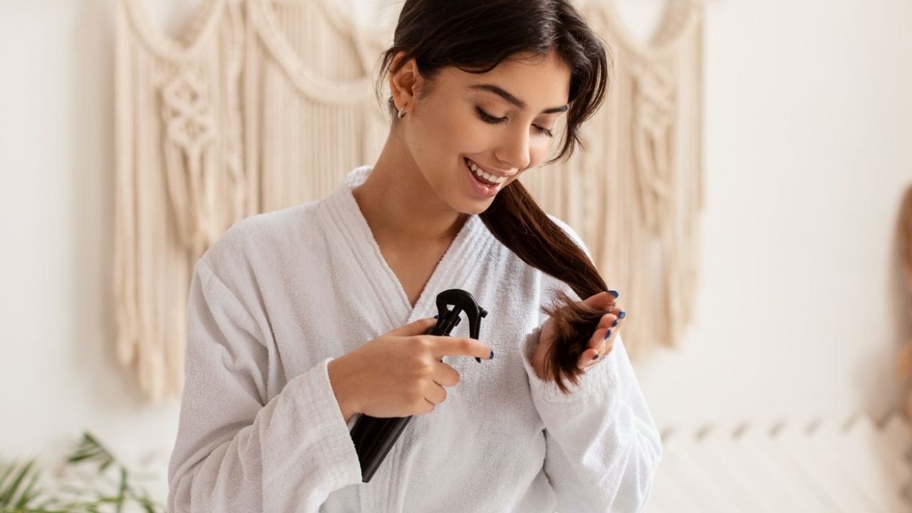 Cabelos Cacheados: Descubra os Leave-ins que Definem e Hidratam sem Pesar