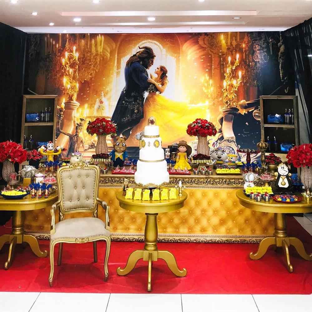 quanto custa mesa doces bela fera 15 anos
